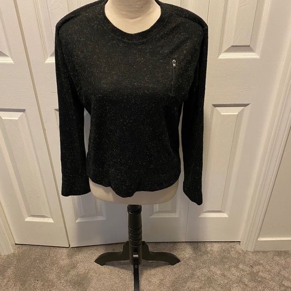 Togo size L top - Picture 1 of 9